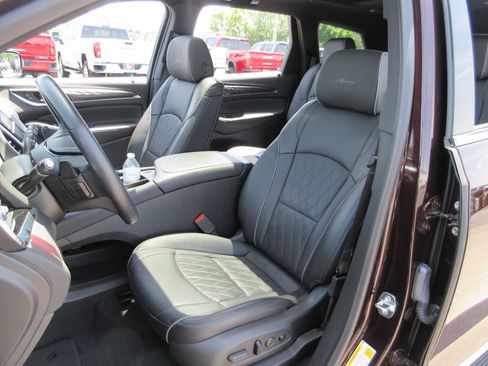 Certified 2024 Buick Enclave Avenir w/ Avenir Technology Package AWD/4WD image 22