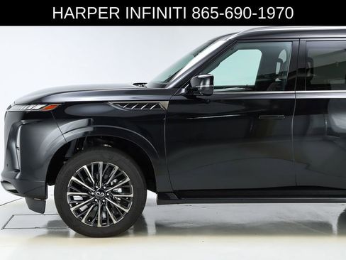 Used 2025 INFINITI QX80 Autograph w/ Autograph Exterior Package image 3