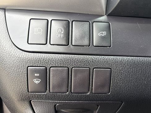 Used 2019 Toyota Highlander XLE image 13