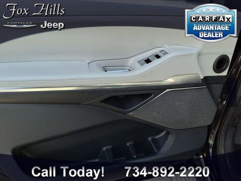 Used 2025 Lincoln Navigator L Reserve AWD/4WD image 16