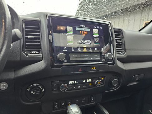 Used 2022 Nissan Frontier PRO-4X image 24