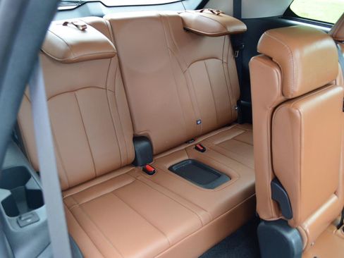 Used 2023 INFINITI QX60 Sensory w/ Cargo Package AWD/4WD image 17