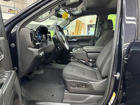 Used 2023 GMC Sierra 1500 Elevation AWD/4WD image 16