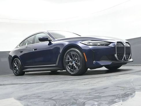 Used 2023 BMW i4 eDrive35 RWD image 37