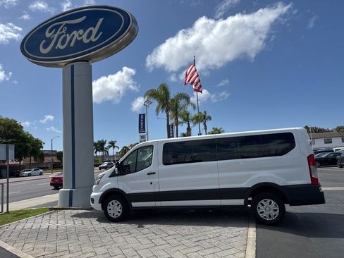 Used 2023 Ford Transit 350 XLT RWD image 28