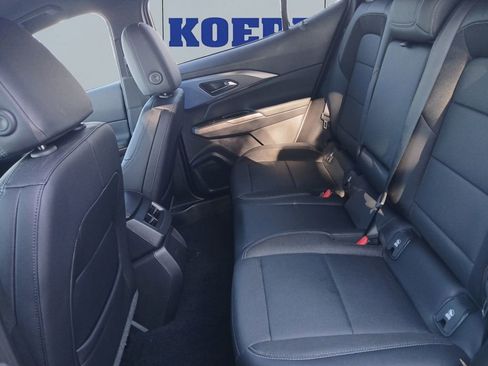 Used 2025 Chevrolet Equinox EV LT w/ LPO, Blackout Package FWD image 16