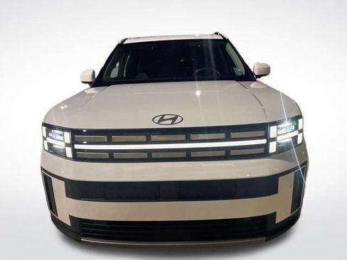 Used 2024 Hyundai Santa Fe SEL image 4