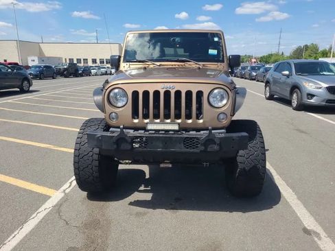 Used 2015 Jeep Wrangler Unlimited Sport w/ Quick Order Package 24S AWD/4WD image 5