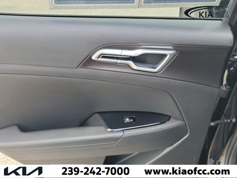Certified 2024 Kia Sportage EX FWD image 14