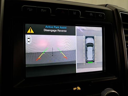 Used 2018 Ford Expedition Platinum image 21