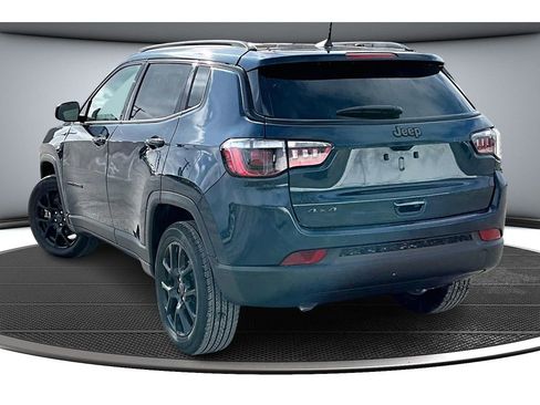 New 2026 Jeep Compass Latitude image 4