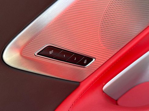 Used 2021 Chevrolet Corvette Stingray Premium Conv w/ Z51 Performance Package image 15