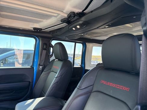 Used 2025 Jeep Wrangler Unlimited Rubicon image 10