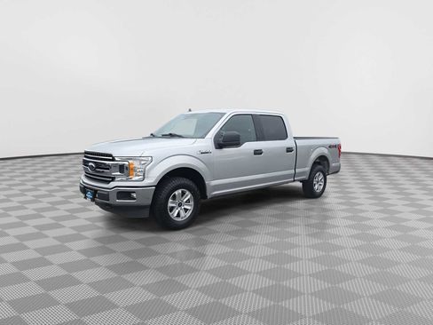 Used 2019 Ford F150 XLT w/ Trailer Tow Package AWD/4WD image 4