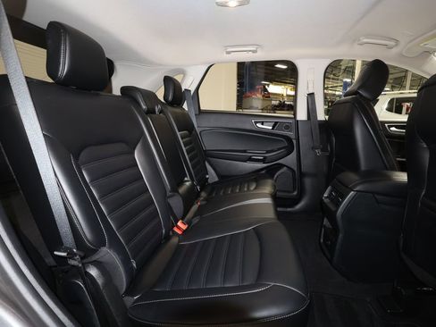 Used 2024 Ford Edge SEL image 25