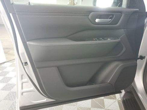 New 2026 Nissan Armada SV image 28