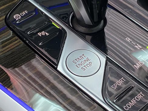 Used 2021 BMW X5 xDrive40i w/ Premium Package image 34