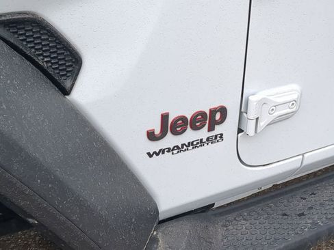 Certified 2022 Jeep Wrangler Unlimited Rubicon w/ LED Lighting Group image 12