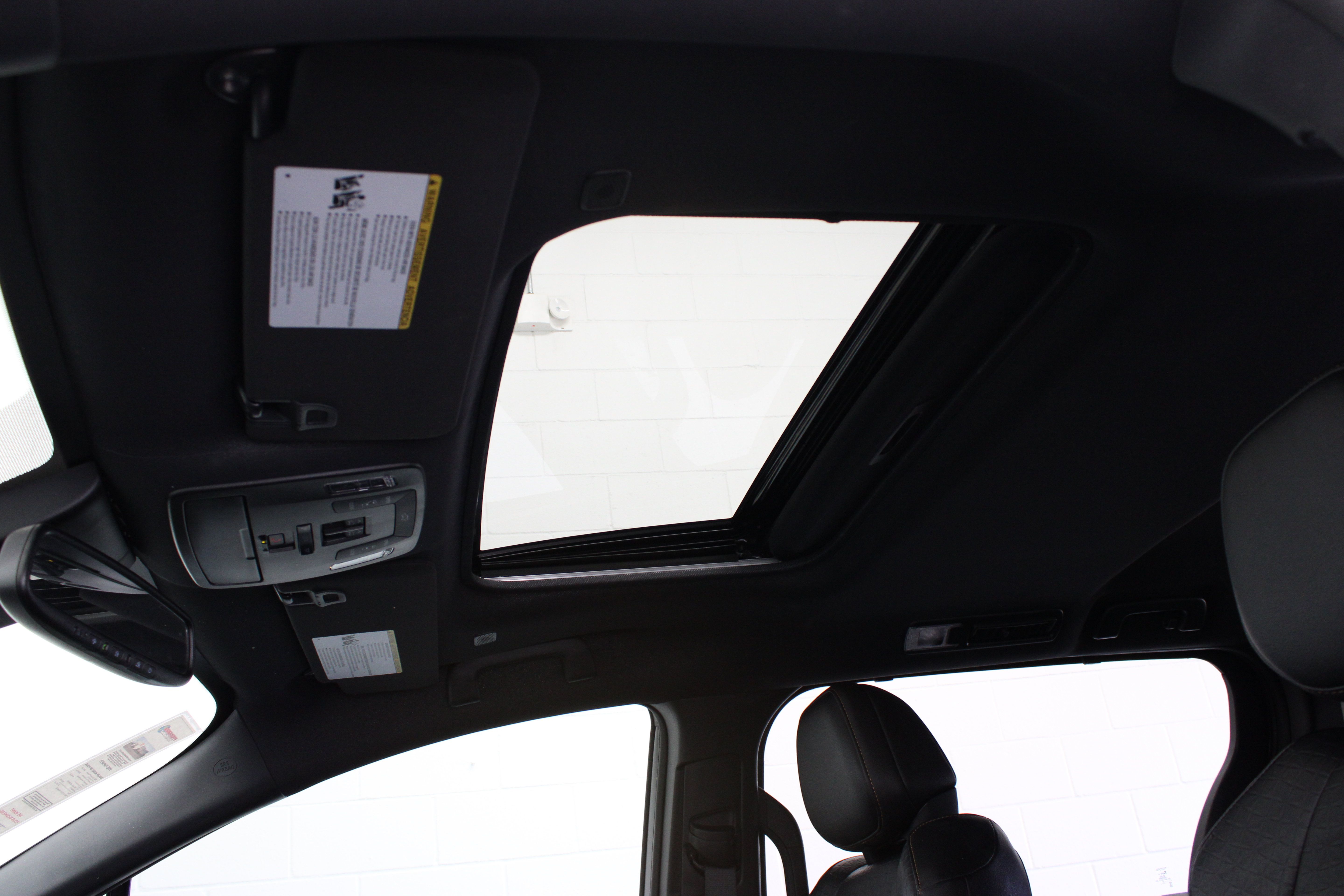 Certified 2025 Toyota Sienna XLE Woodland Edition AWD/4WD image 27