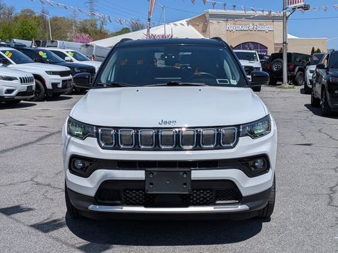 Used 2022 Jeep Compass Limited AWD/4WD image 3