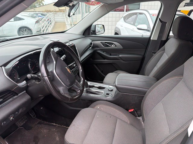 Used 2020 Chevrolet Traverse LT FWD image 5