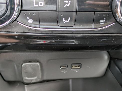 Used 2024 Chevrolet Trax LT w/ Driver Confidence Package image 25