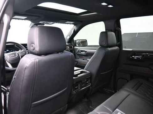 Used 2023 GMC Sierra 1500 AT4 w/ AT4 Premium Package image 38