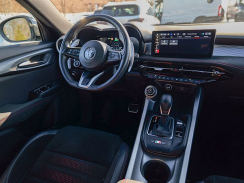 Used 2024 Alfa Romeo Tonale Veloce w/ Active Assist Package image 36