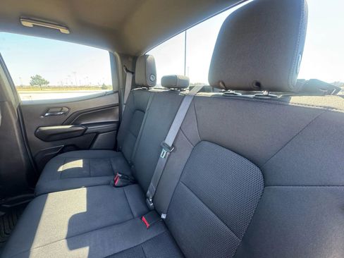 Used 2023 Chevrolet Colorado LT image 28