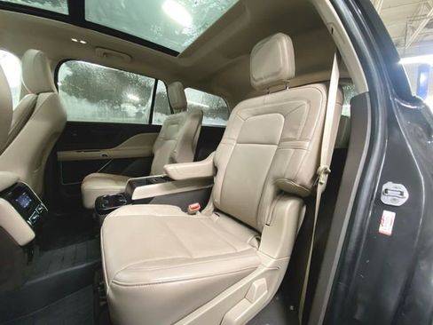 Used 2023 Lincoln Aviator Reserve w/ Equipment Group 201A image 26