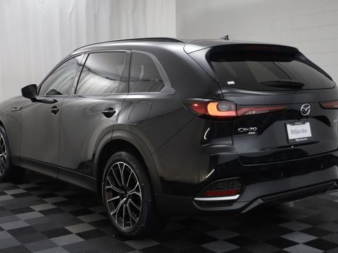 Used 2025 MAZDA CX-70 Plug-In Hybrid w/ Premium Plus AWD/4WD image 17