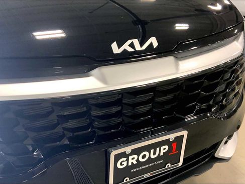 Used 2024 Kia Sportage EX image 31