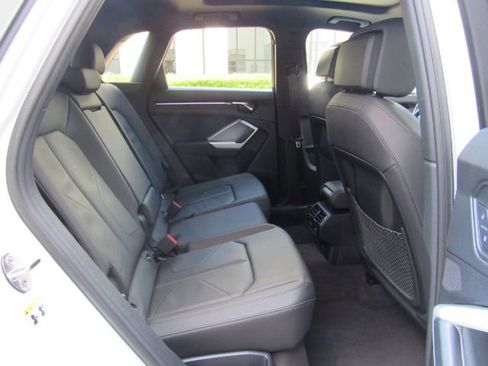 Used 2023 Audi Q3 2.0T Premium Plus w/ Premium Plus Package image 24