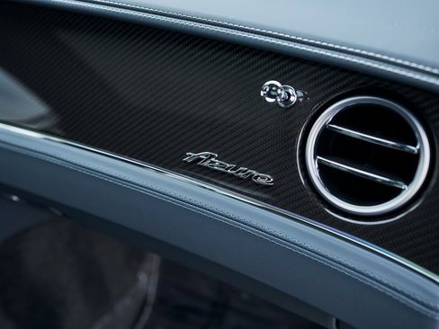 Used 2023 Bentley Continental GT Azure image 37