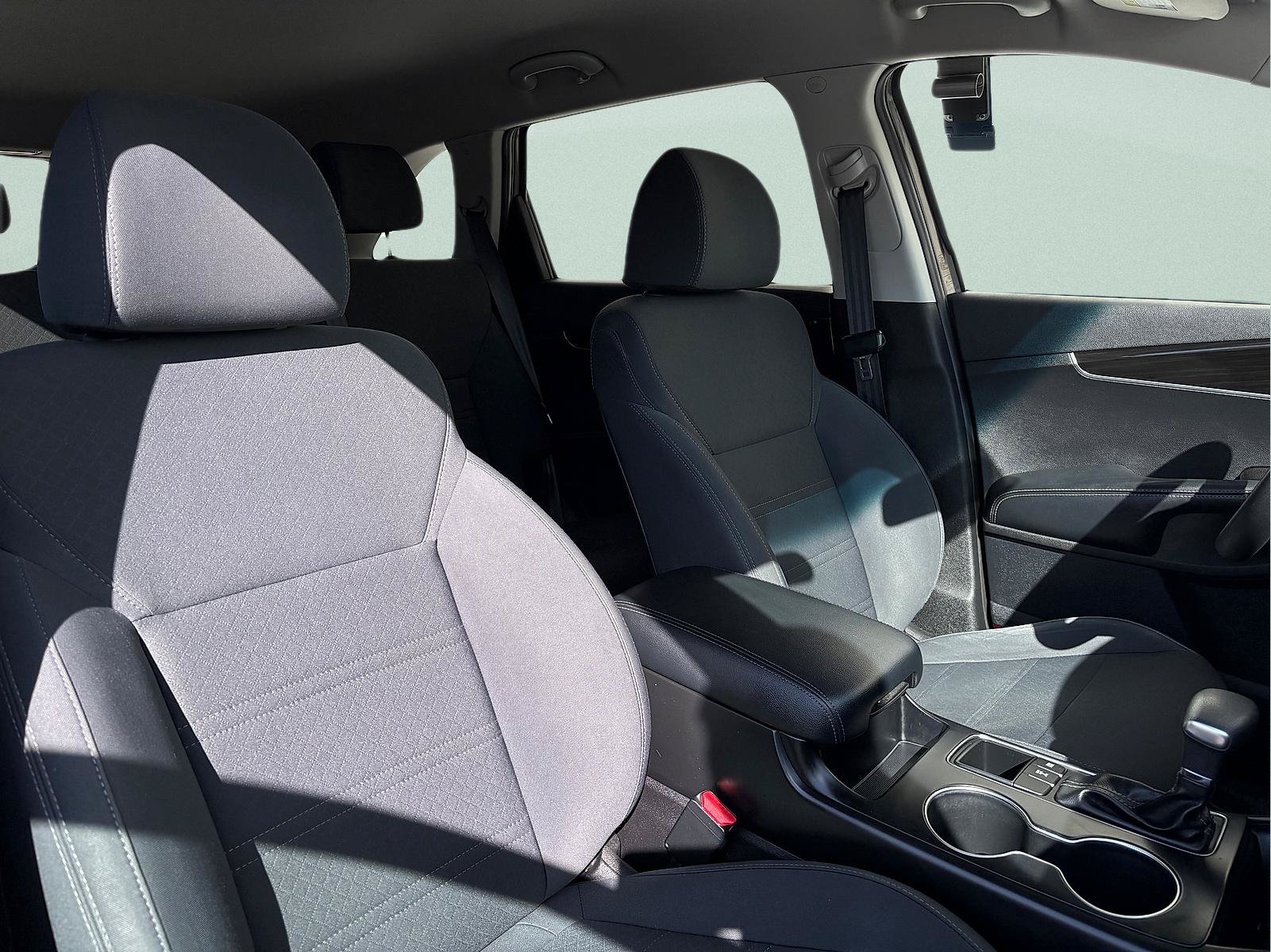 Used 2019 Kia Sorento AWD V6 image 29