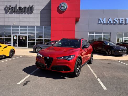New 2025 Alfa Romeo Stelvio Sprint image 1