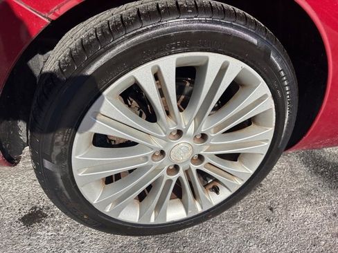 Used 2013 Buick Verano Base image 18