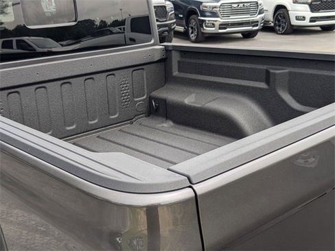 New 2025 Jeep Gladiator Sport image 28