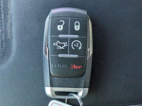 Used 2021 RAM 2500 Limited image 37