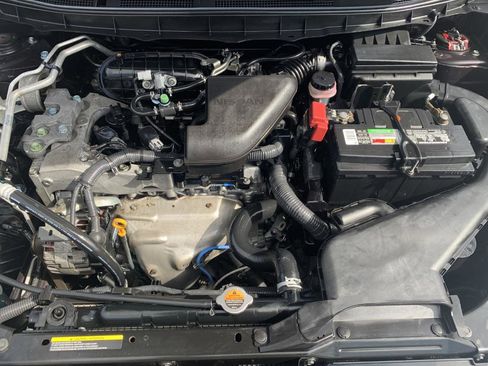 Used 2013 Nissan Rogue SV image 40