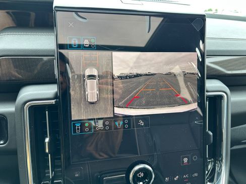New 2026 GMC Yukon XL Elevation w/ Elevation Premium Package AWD/4WD image 25