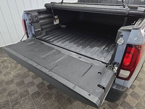 Used 2022 Honda Ridgeline Black Edition image 13