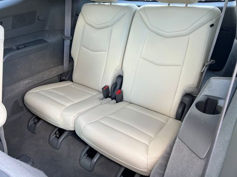 Certified 2025 Cadillac XT6 Premium Luxury image 14