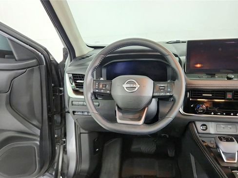 Certified 2025 Nissan Rogue Platinum AWD/4WD image 21