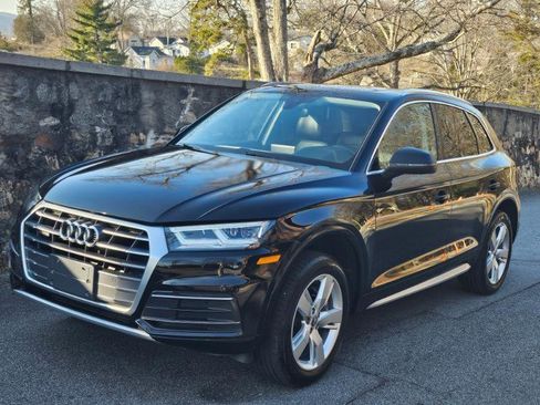 Used 2018 Audi Q5 2.0T Premium Plus w/ Premium Plus Package image 13