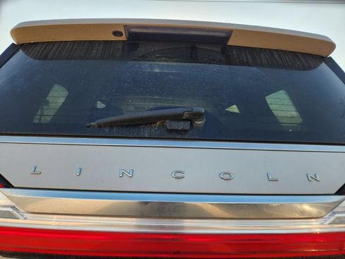 Used 2020 Lincoln Navigator Reserve w/ Luxury Package RWD image 8