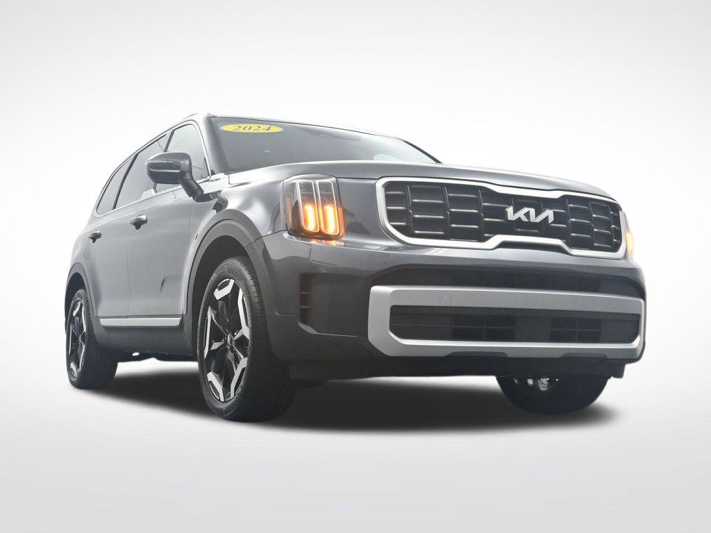 Used 2024 Kia Telluride S w/ S Sunroof Package FWD image 32