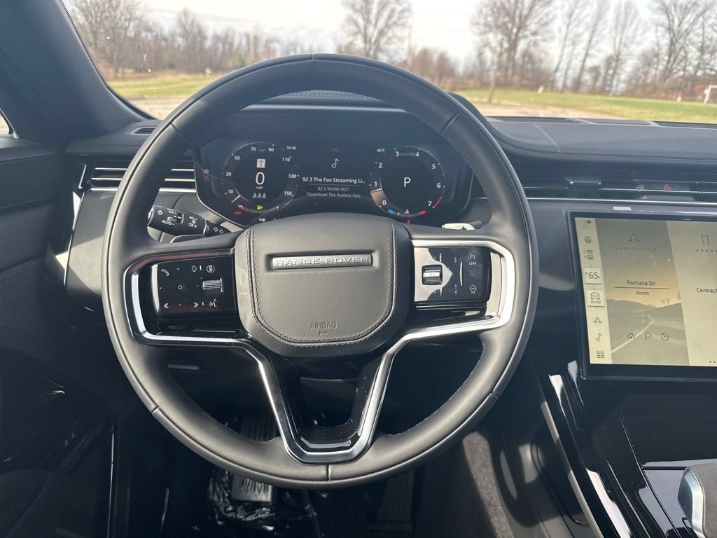 New 2026 Land Rover Range Rover Sport SE AWD/4WD image 19