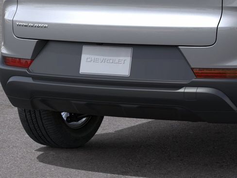 New 2026 Chevrolet TrailBlazer LS FWD image 14