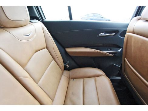 Used 2022 Cadillac XT4 Sport w/ Comfort Package FWD image 11